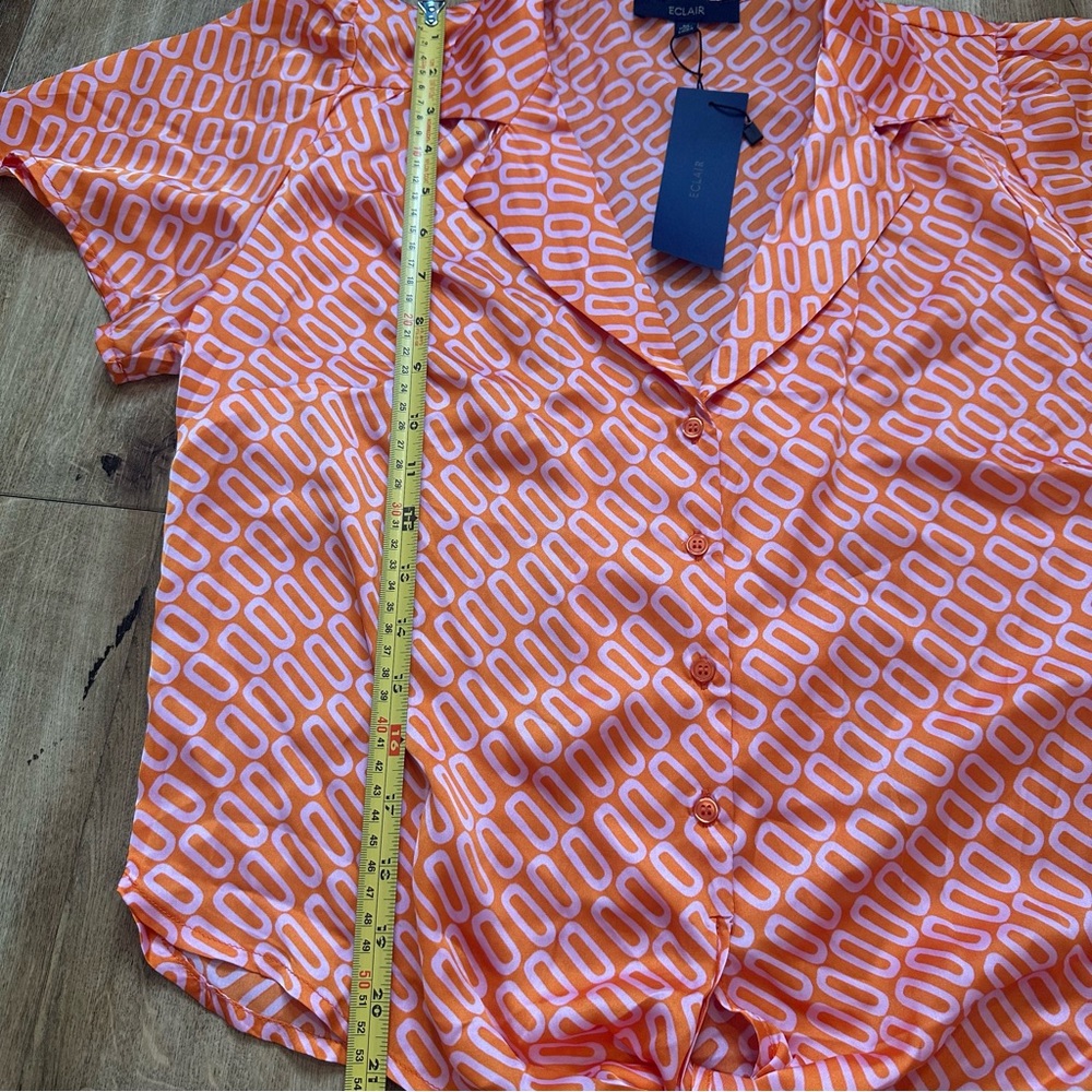 NWT Eclair Button Up Tie Short Sleeve Blouse Size Medium - Picture 10 of 12